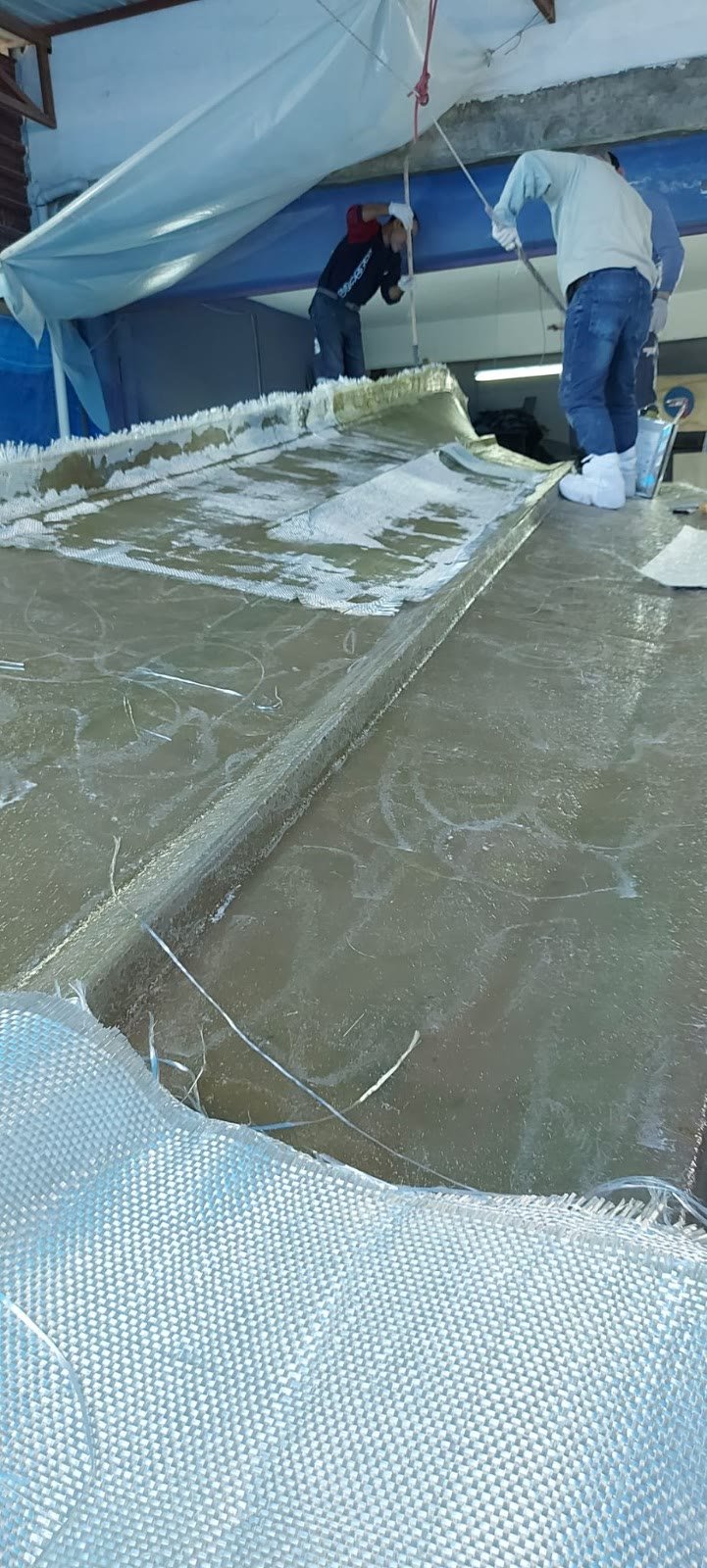 Cam elyaf ve reçine uygulaması